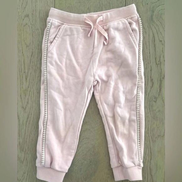 Gulliver Baby girls sweatpants with rhinestone detail.Size (12-18 months) - Picture 1 of 4
